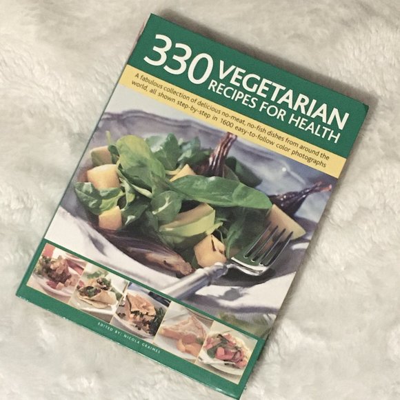 '330 Vegetarian Recipes for Health' Rare Paperback Cookbook By Nicole Gr… - Picture 1 of 7